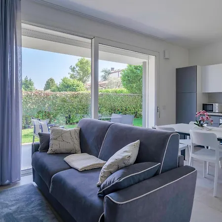 Superb Apartament